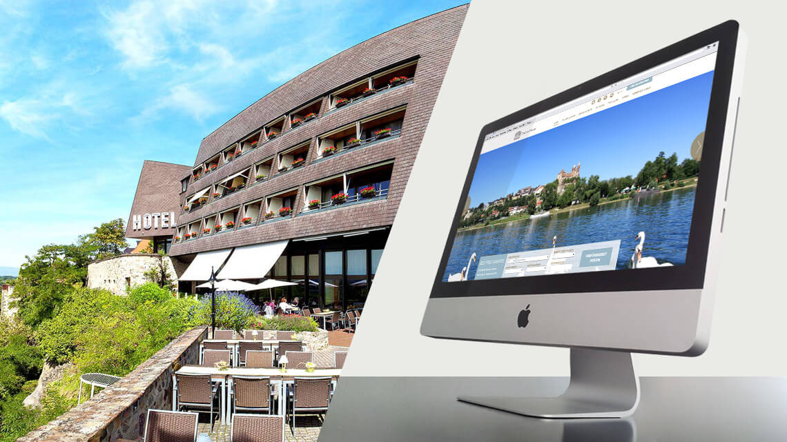 Ansicht der Webseite vom Hotel am Münster auf einem iMac und daneben die Ausßenansicht des Hotels