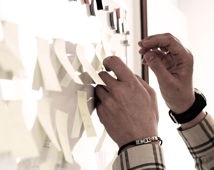 https://tph.tp-hosting.de/wp-content/uploads/2024/07/tp-hotelmarketing-leistungen-employer-branding-flipchart-detail.jpg